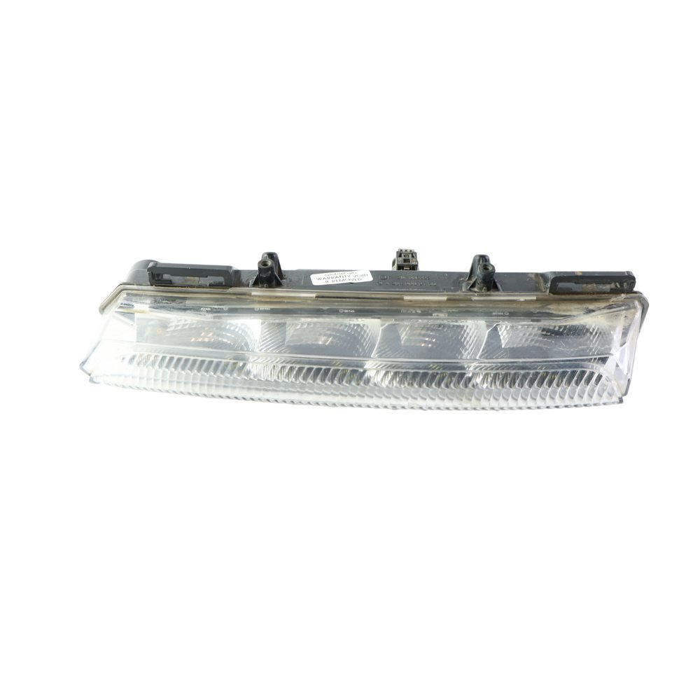 luz mercedes w246 – Luz Mercedes W246 diurna LED dianteira esquerda A2049069100 – foto 1