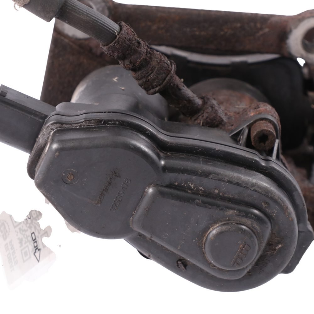 pinça audi a4 – Pinça Audi A4 B8 elétrica traseira direita 8K0615404B – foto 4